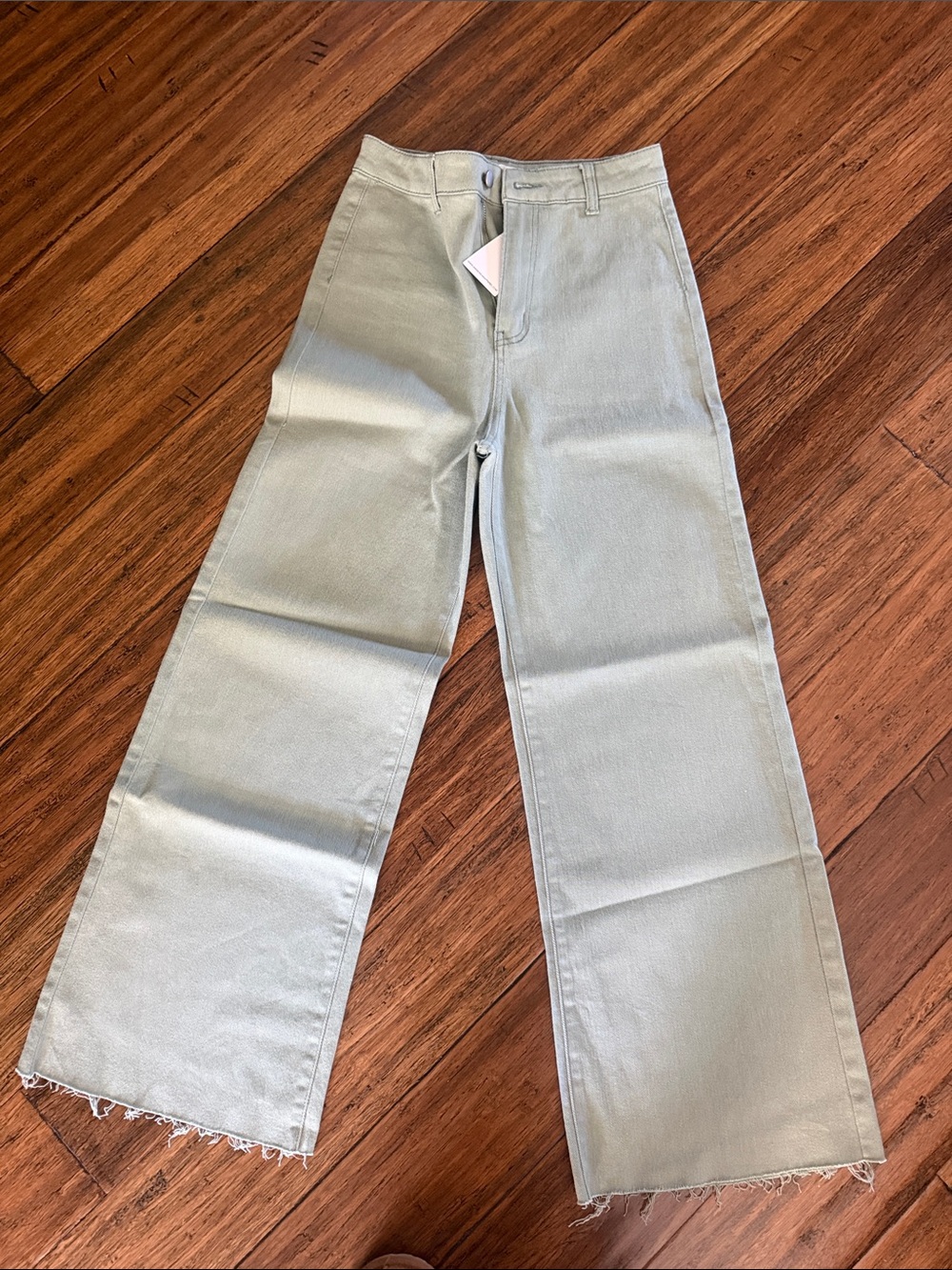 Annie Wear  Wide-Leg Jeans in Light Sage Green